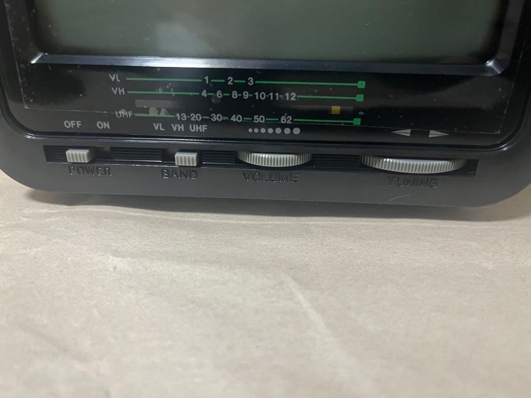 レトロ家電 充電式 7インチ白黒ブラウン管テレビEmperor BTV-700J