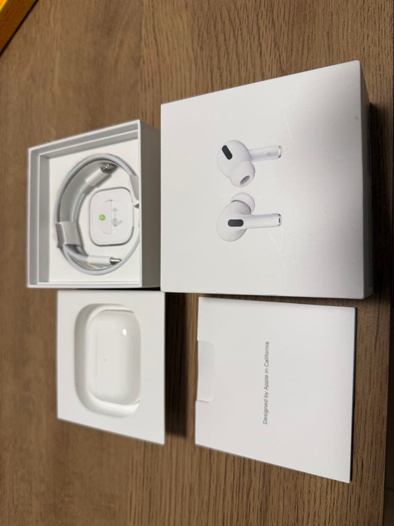 Apple AirPods Pro 本体　付属完備 Amazon.co.jp: 【整備済み品】 Apple AirPods Pro Apple純正 MagSafe