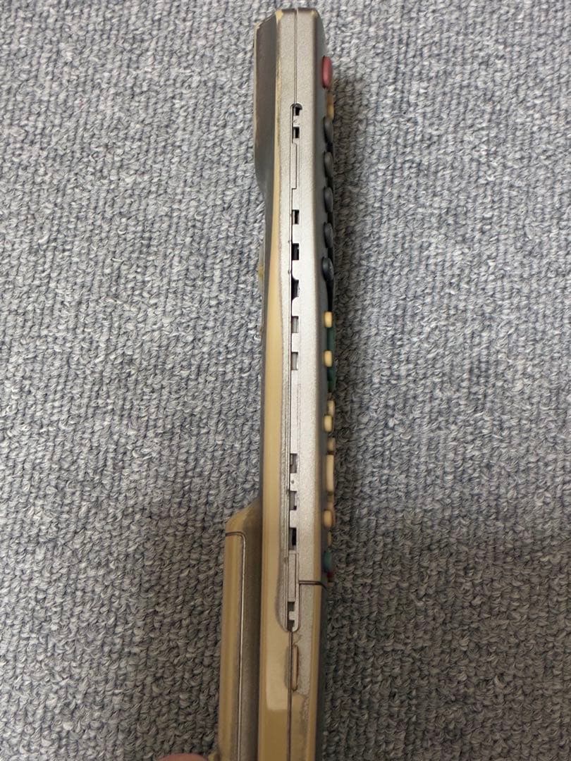 シャープ　SHARP LC-22K5 22インチ　液晶テレビ　テレビ台　カラフル