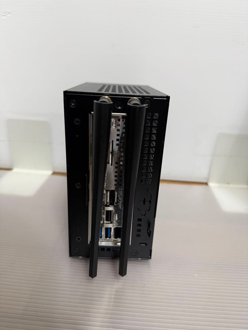 動作確認済 Deskmini B660 メモリ8GB,USB,Wi-Fi増設済