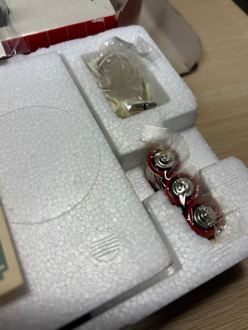 【超希少】TOSHIBA RP-22 FMAM2バンドレシーバー　ラジオ未使用品