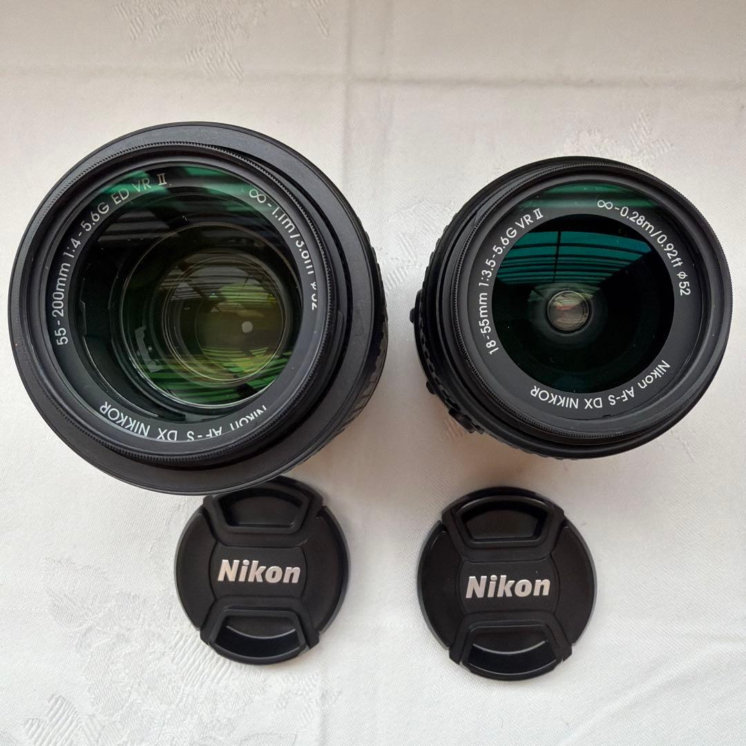 Nikon D3300 デジタル一眼レフカメラ ダブルズームレンズキット　美品
