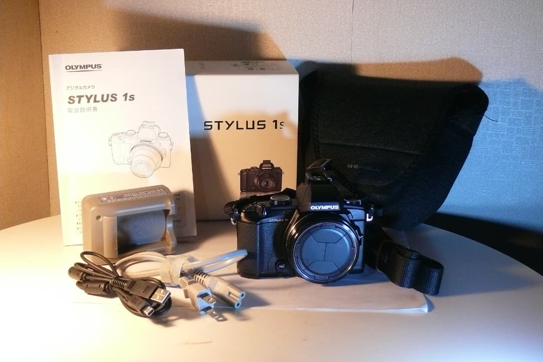 OLYMPUS STYLUS 1s 本体（完動品）と付属品 スタイラス（オリンパス） オリンパス OLYMPUS STYLUS-1S スタイラス