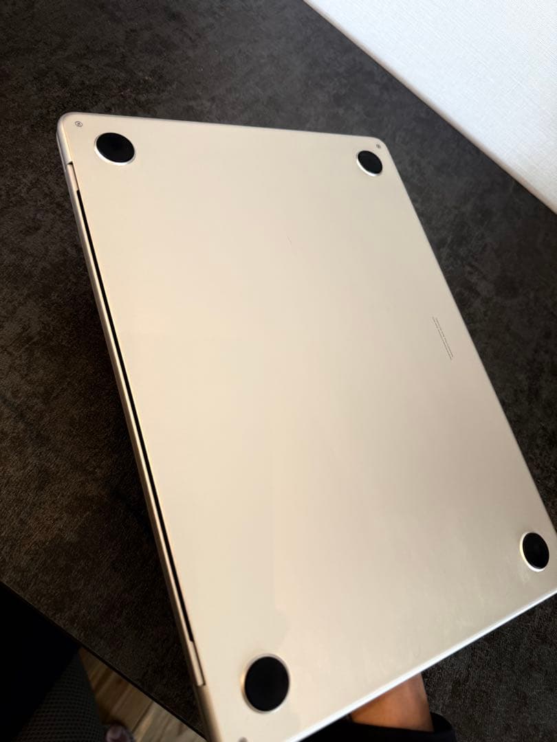 【バッテリー100％・美品】MacBook Air M3 13インチ