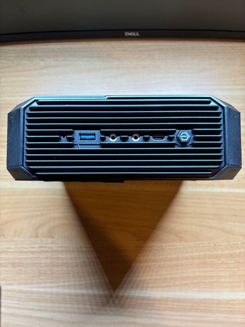 Minisforum HX90G ゲーミングミニPC