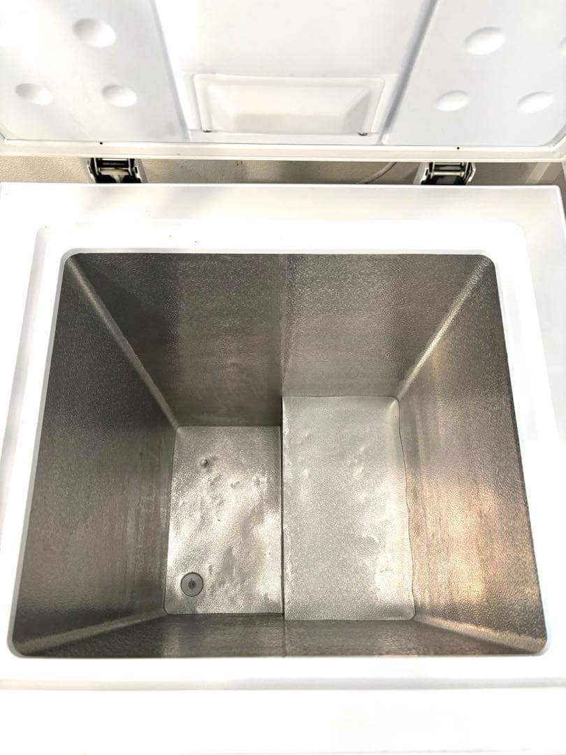 【送料込】アイリスオオヤマ　冷凍庫 100L 大容量 PF-B100TD-W