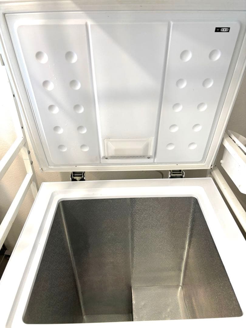 【送料込】アイリスオオヤマ　冷凍庫 100L 大容量 PF-B100TD-W