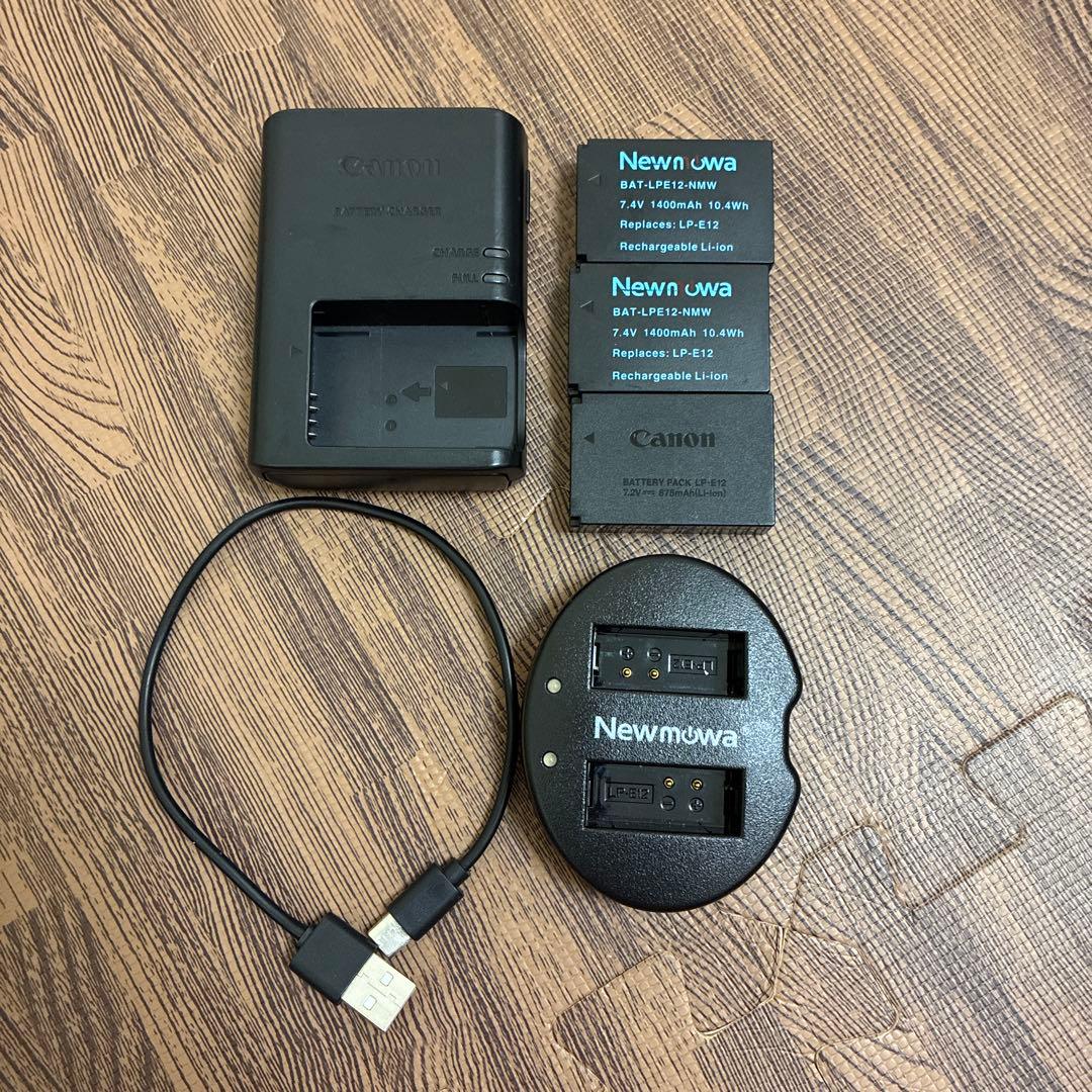 Canon EOS Kiss M ダブルレンズ＋マイク＋バッテリー3個セット