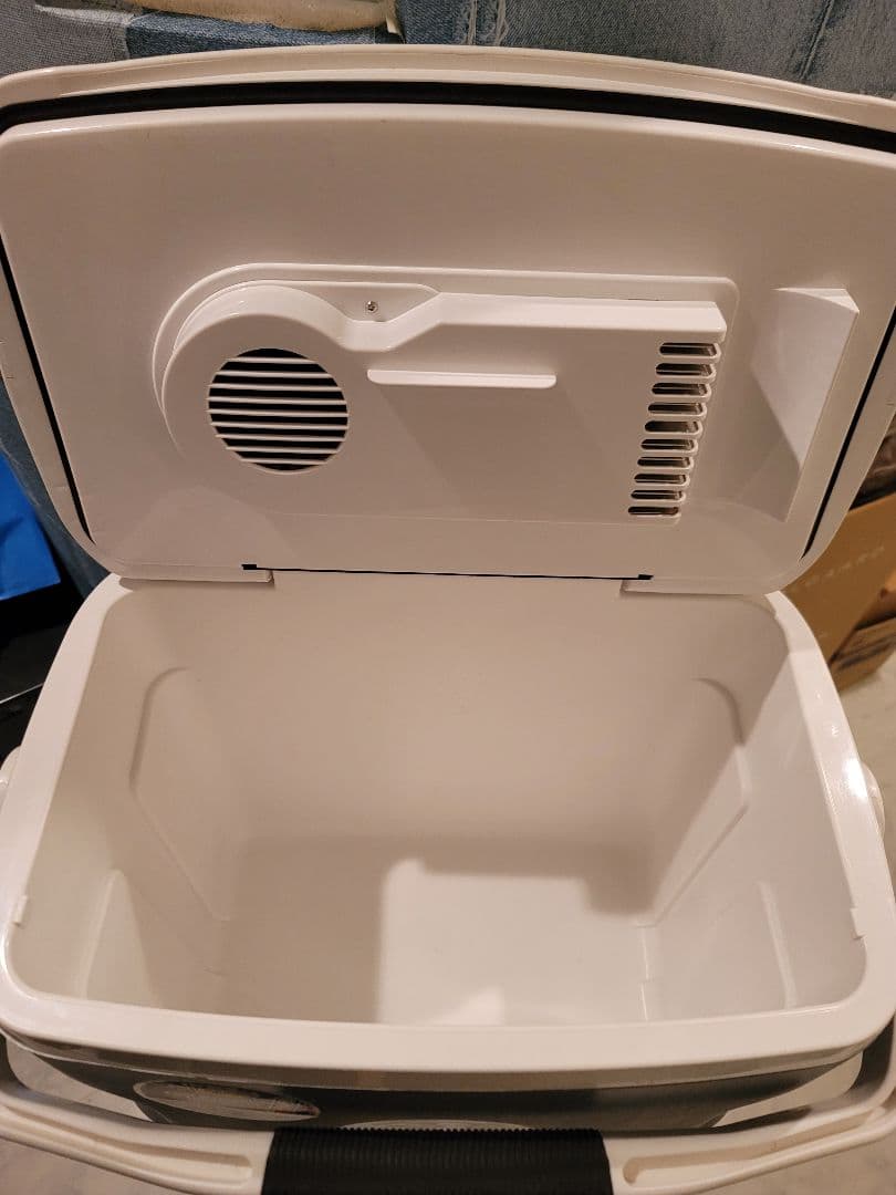 IGLOO イグルー クーラーボックス ポータブル冷蔵庫