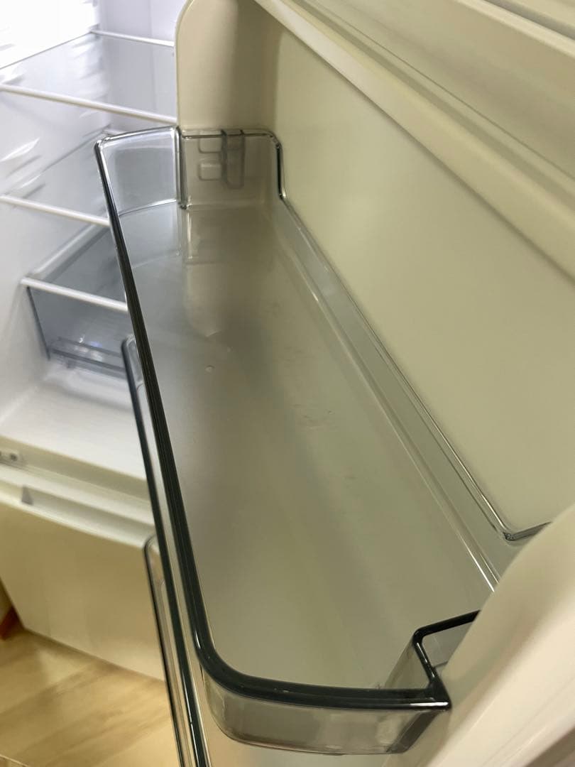 SHARP 冷蔵庫 2022年製　179L 上下二段式 ホワイト