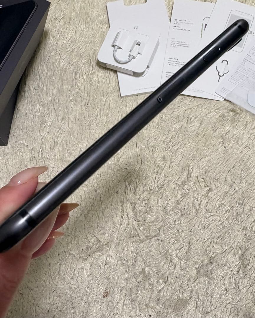 Apple iPhone 8 スペースグレイ　64GB