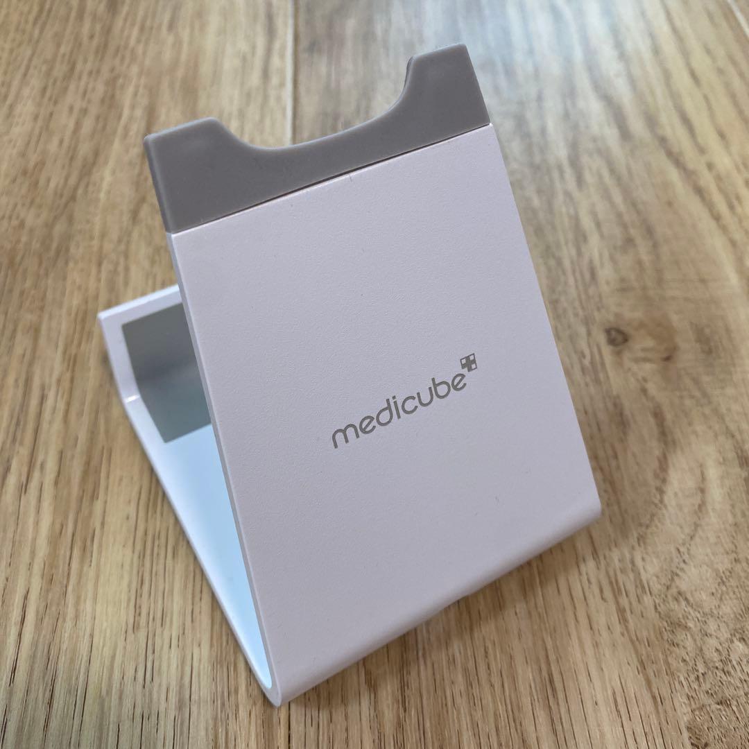 【美品】medicube AGE-R Derma EMS Shot 美顔器