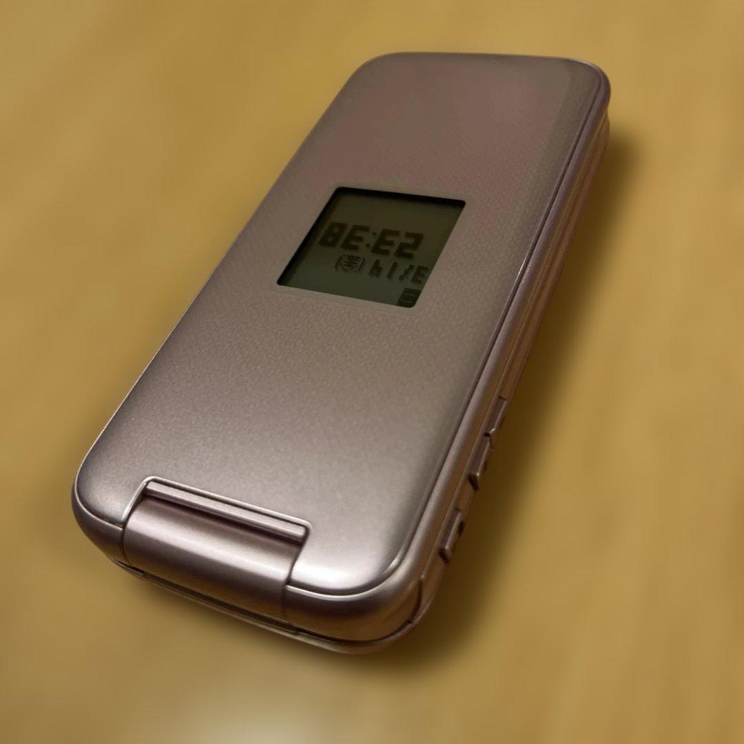 ドコモ　F-01M ガラケー　らくらくホン ピンク　純正卓上ホルダー付き　美品