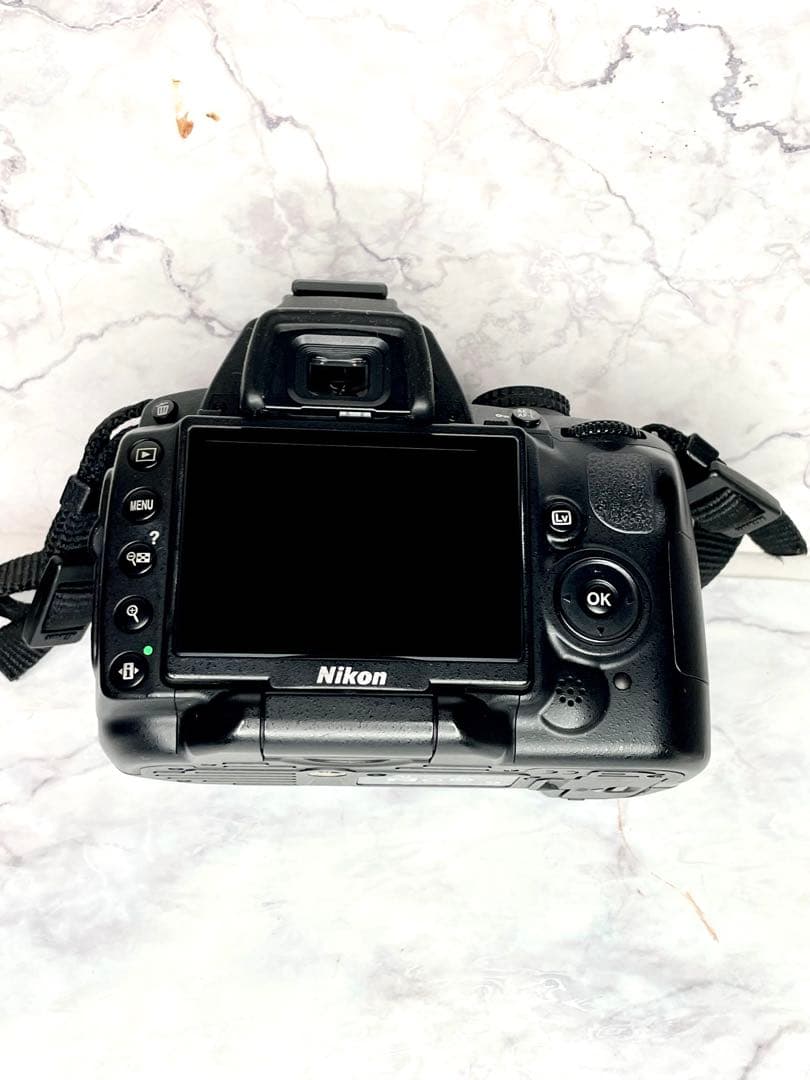 値下しましたNikon D5000 ダブルレンズセット★F2.8神レンズ★動作◎