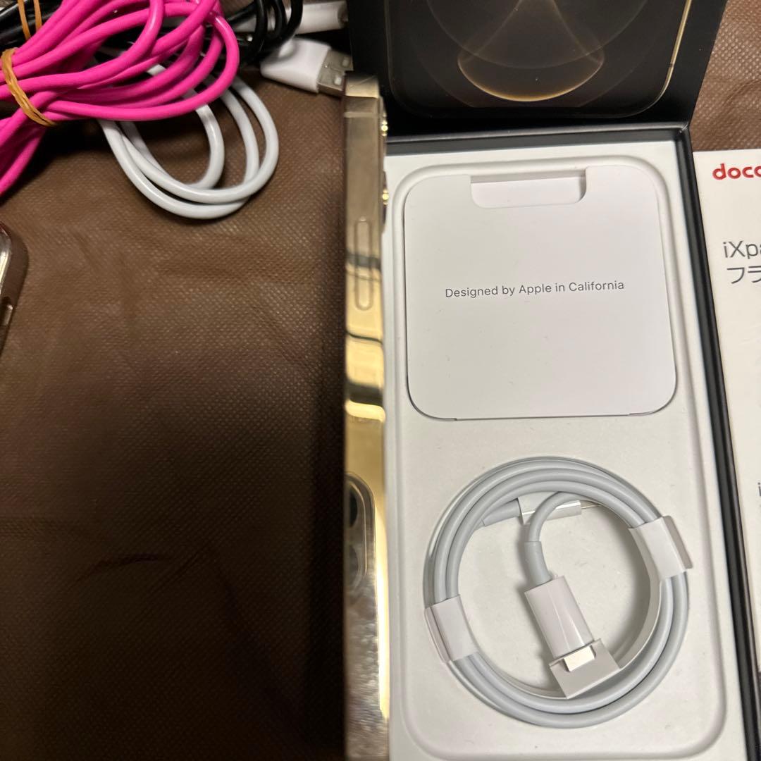 iPhone 12 pro ゴールド 128 GB docomo