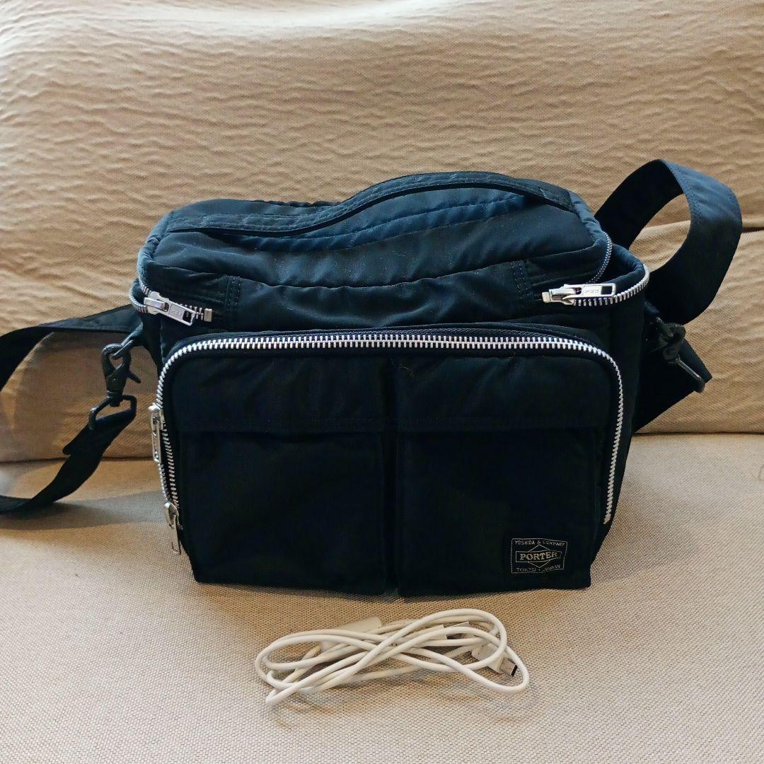 一眼レフCanon EOS70D ズームレンズ、単焦点レンズ、フード、ポーチ付き