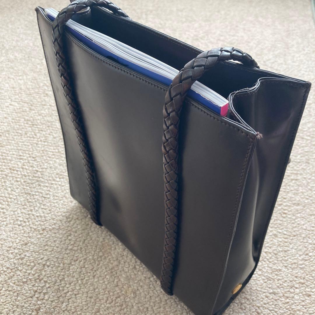 スイスブランド！BALLYの本革トートバッグ、男女兼用 - メルカリ