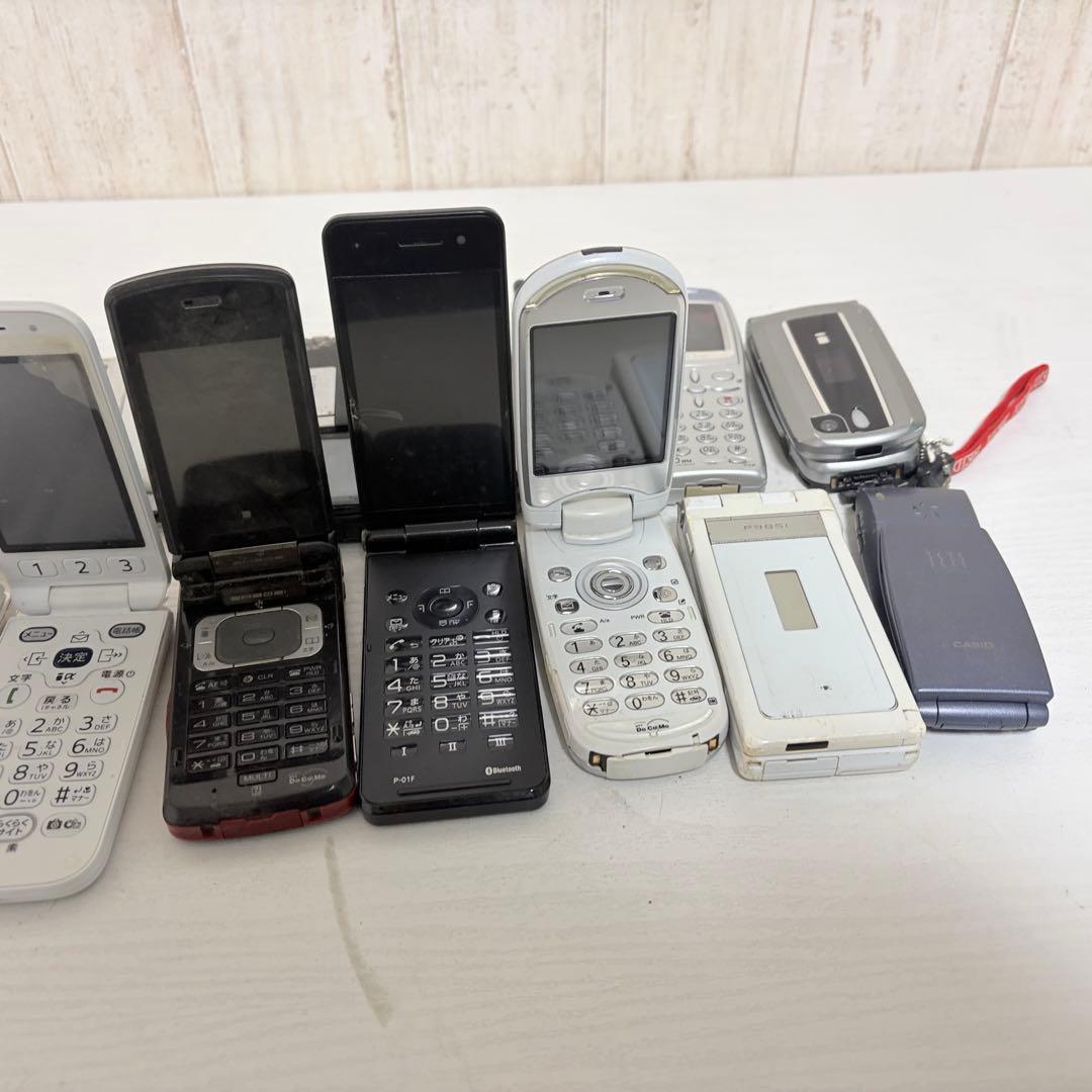 ガラケー　18台まとめ売り　ジャンク