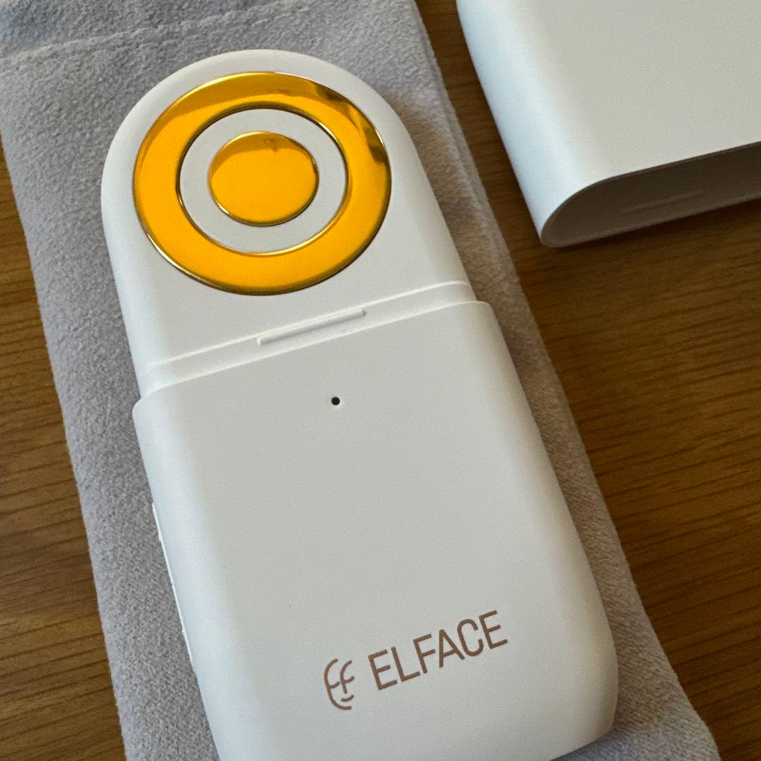 美顔器　エルフェイスエー (ELFACE )