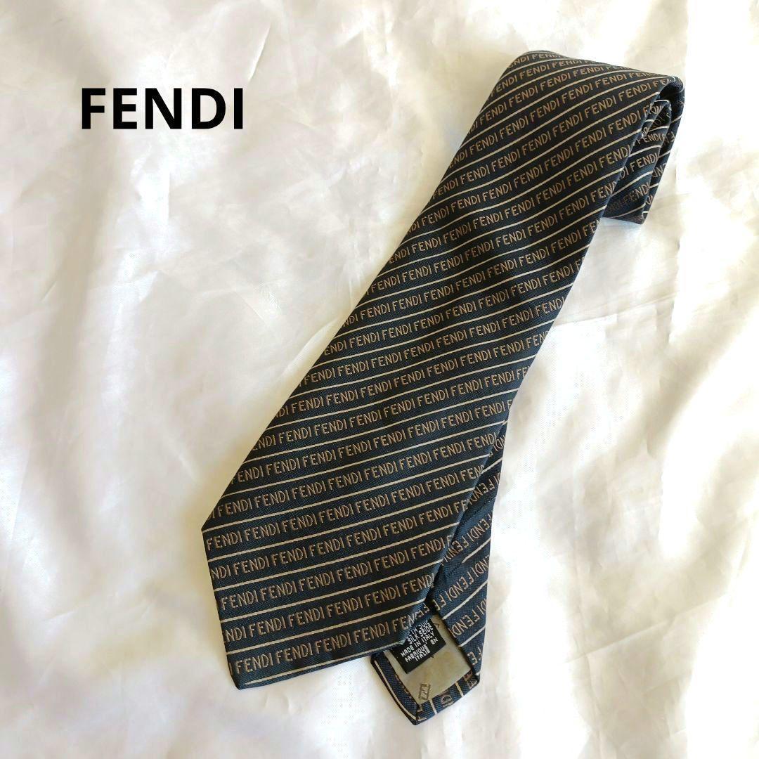 FENDI フェンディ ネイビー 紺 シルクネクタイ ロゴ入り - メルカリ