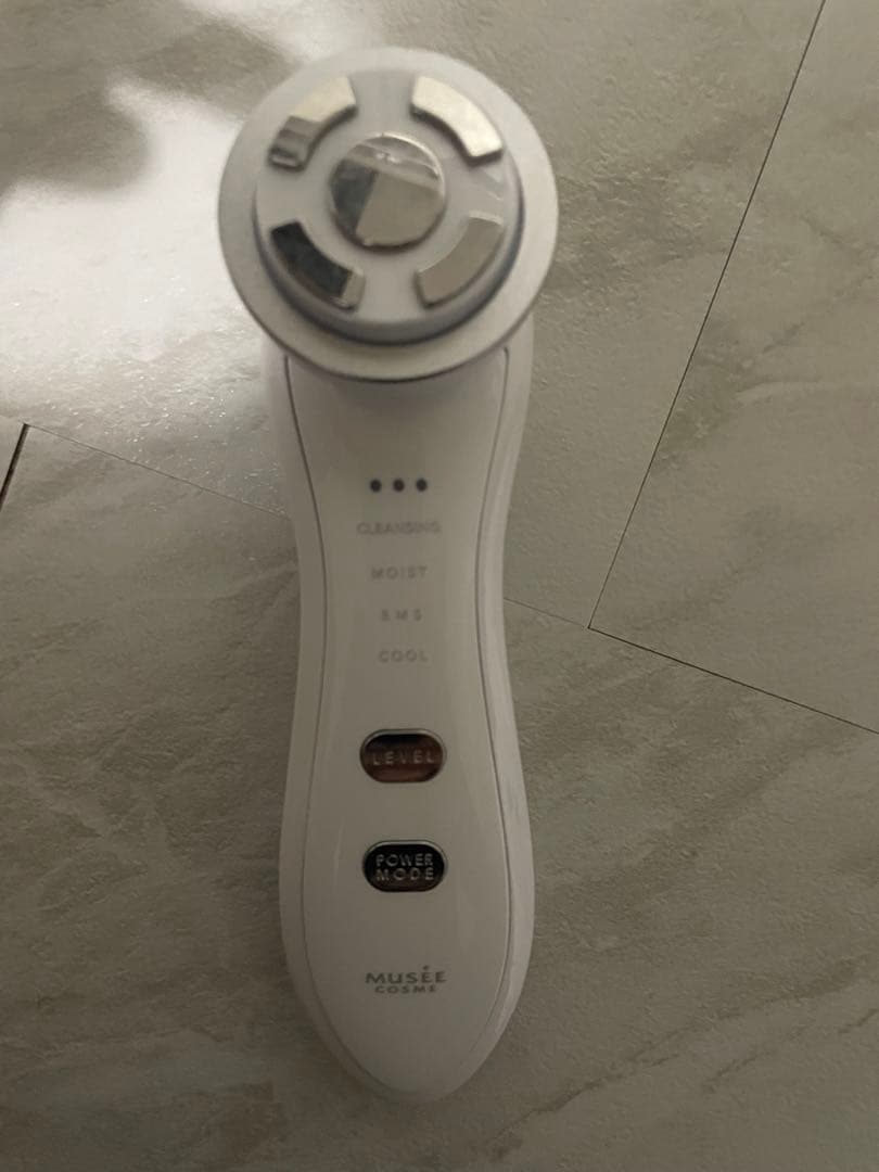 MUSCLE 美顔器 クレンジング・EMS・温熱・冷却