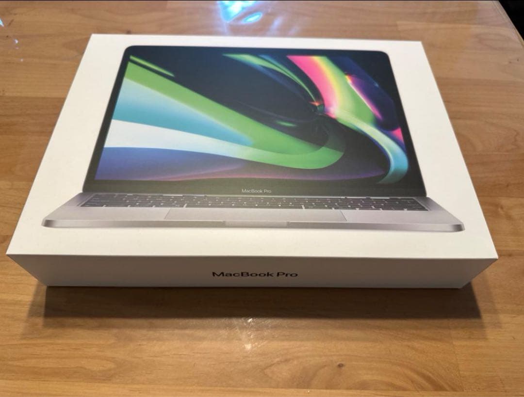 MacBook Pro 13インチ　M2 2022 箱無し！