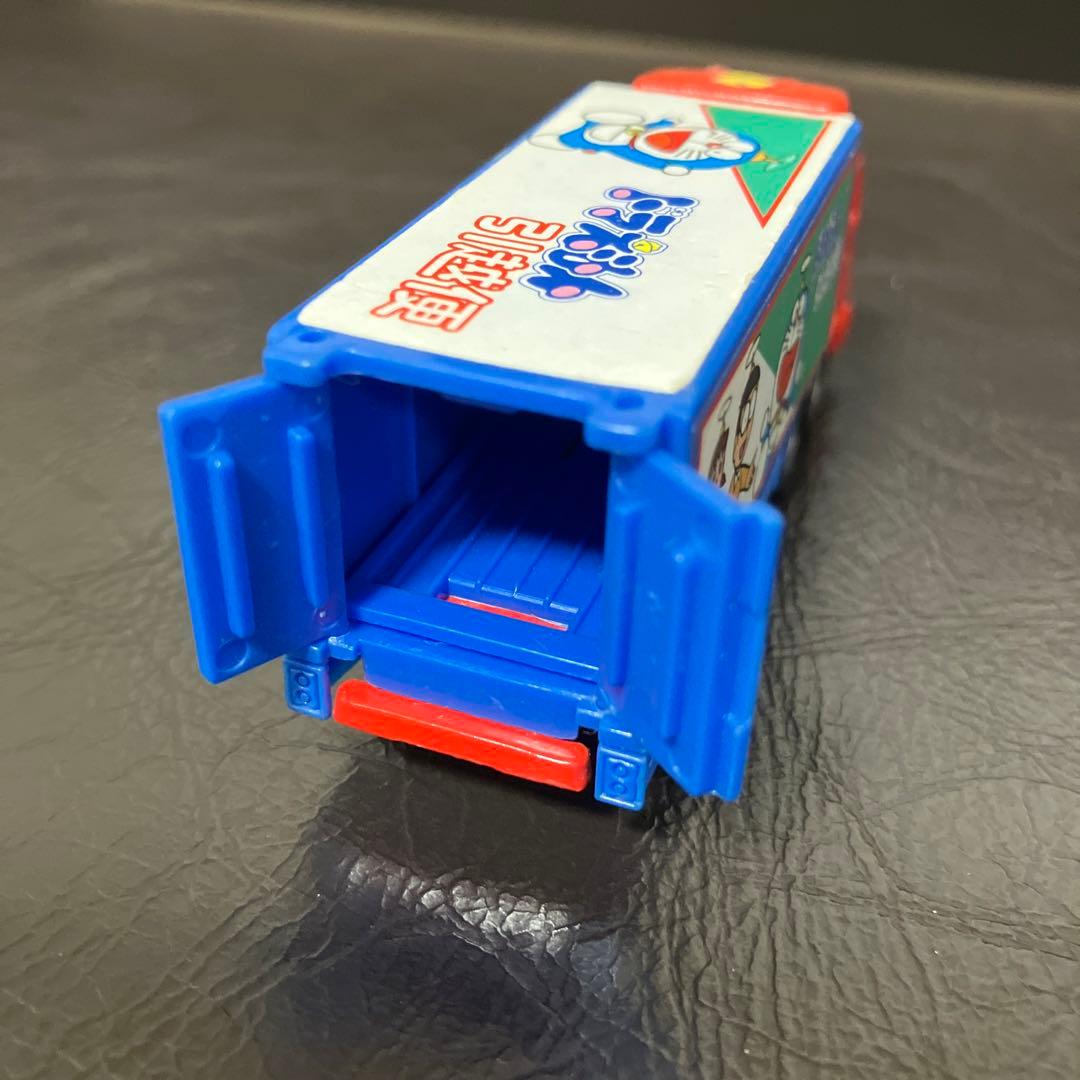 希少】ドラえもん引越便 ミニカー トミカ スーパーグレートトラック