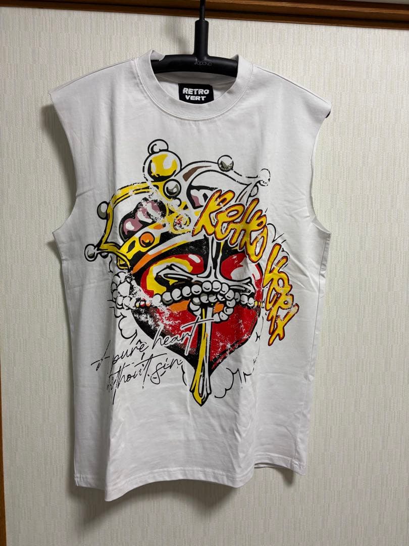 トップス \"RETROVERT\" Heart Cross Cut Off Tee