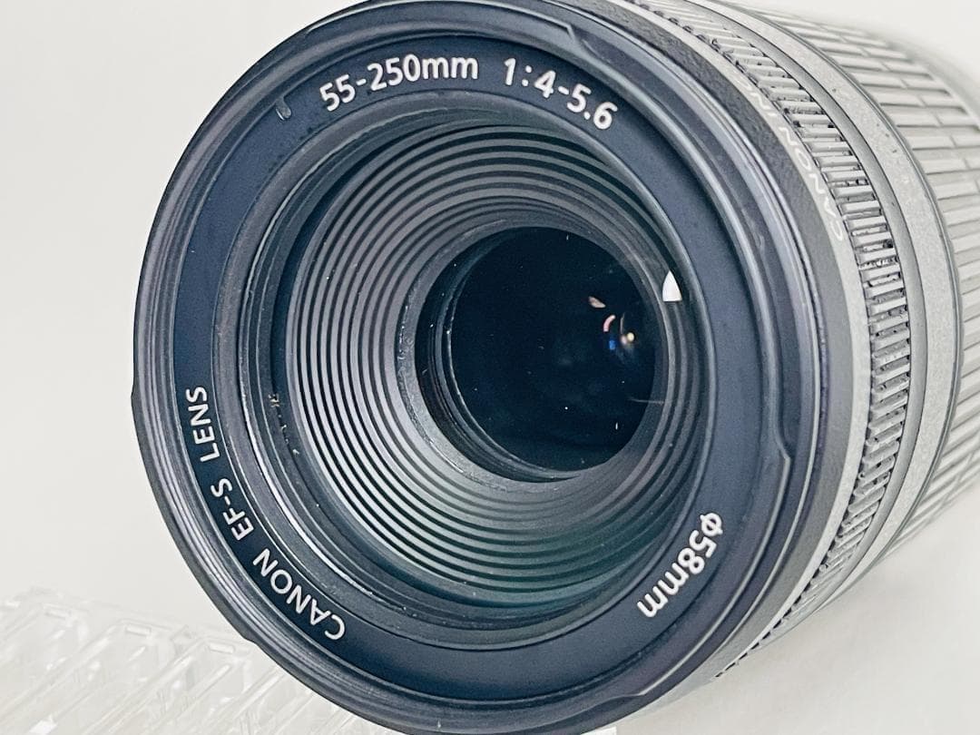 美品☘️Canon キャノン EF-S 55-250mm f4-5.6 IS