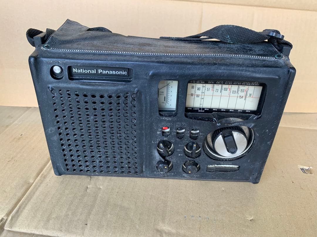 National Panasonic RF-1010 ラジオ