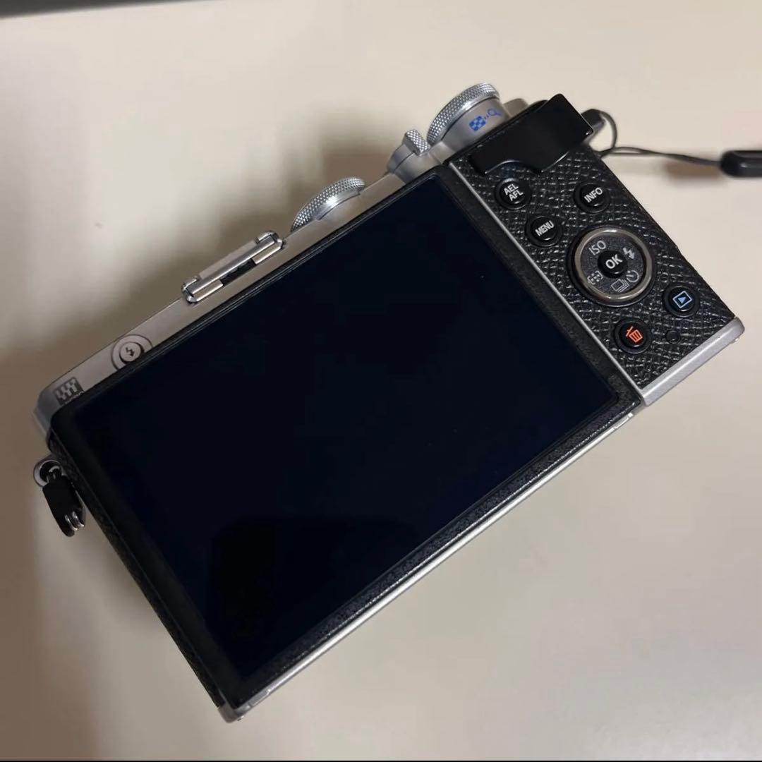 OLYMPUS PEN E-P7 14-42mm EZ レンズキット