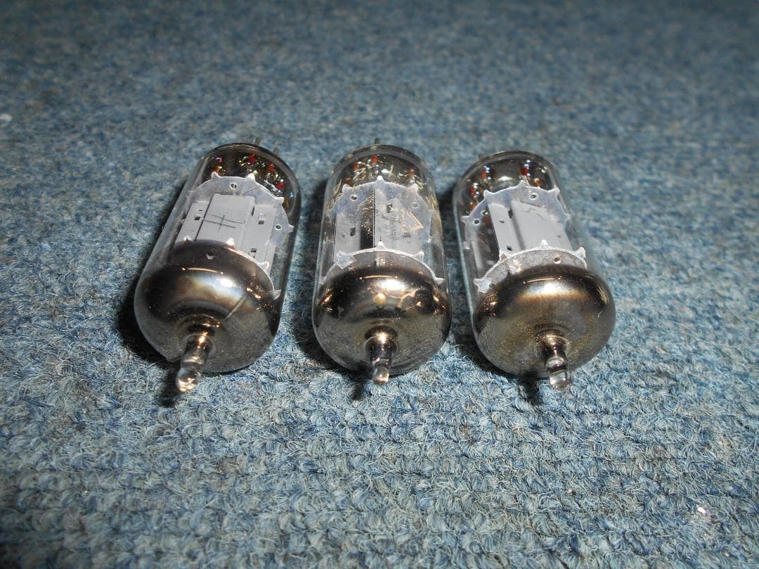 TELEFUNKEN　ECC 83　真空管　3本　テレフンケン　ダイヤ　＃２