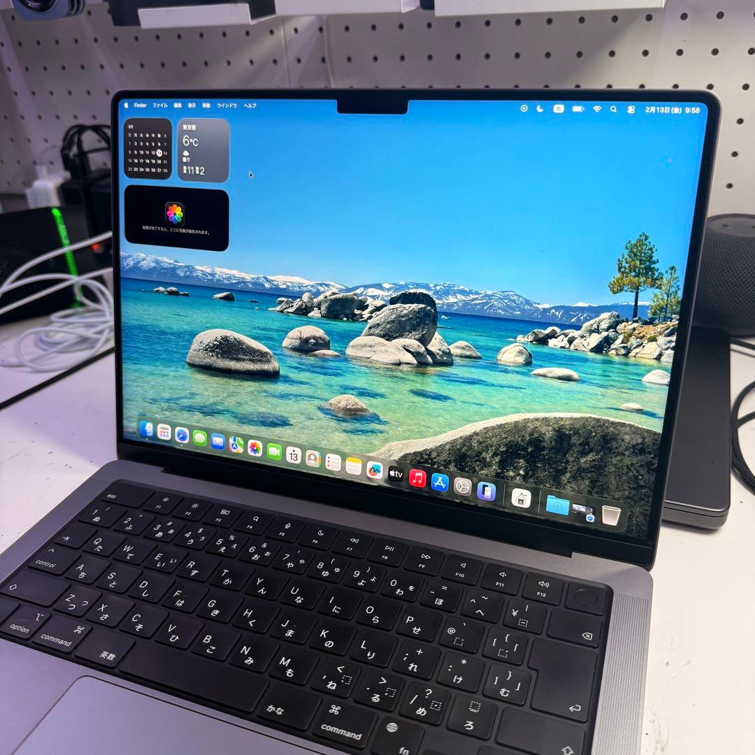 MacBookPro 512GB M3チップ　14インチ　極美品