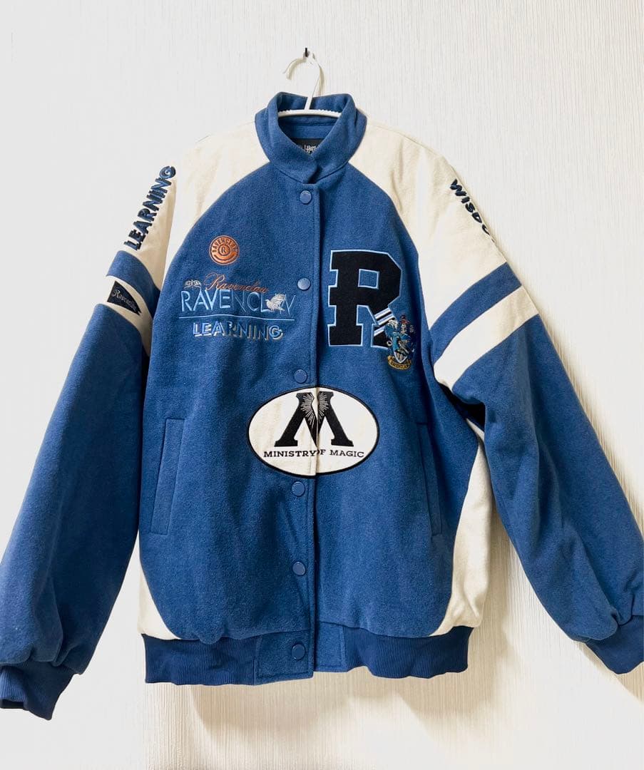 美品ハリーポッター スタジャン レイブンクロー寮海外限定コラボ日本非売品 楽天市場】キャラジャン ハリー・ポッター レイブンクローロゴ