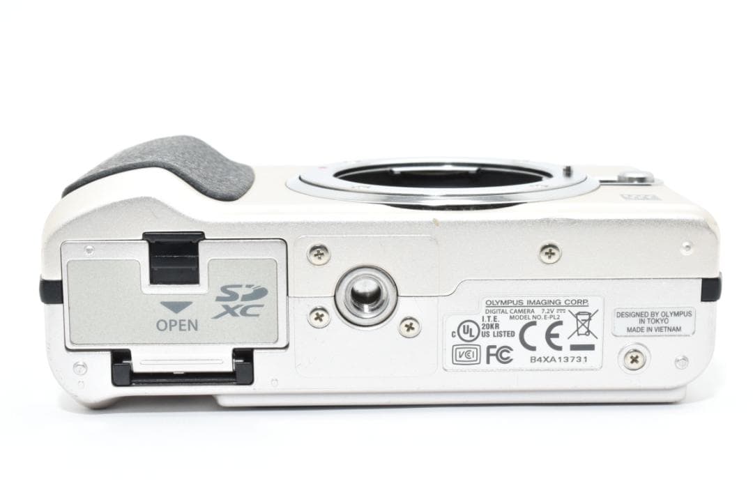 オリンパス ペン E-PL2 ミラーレスデジタルカメラボディ シルバー