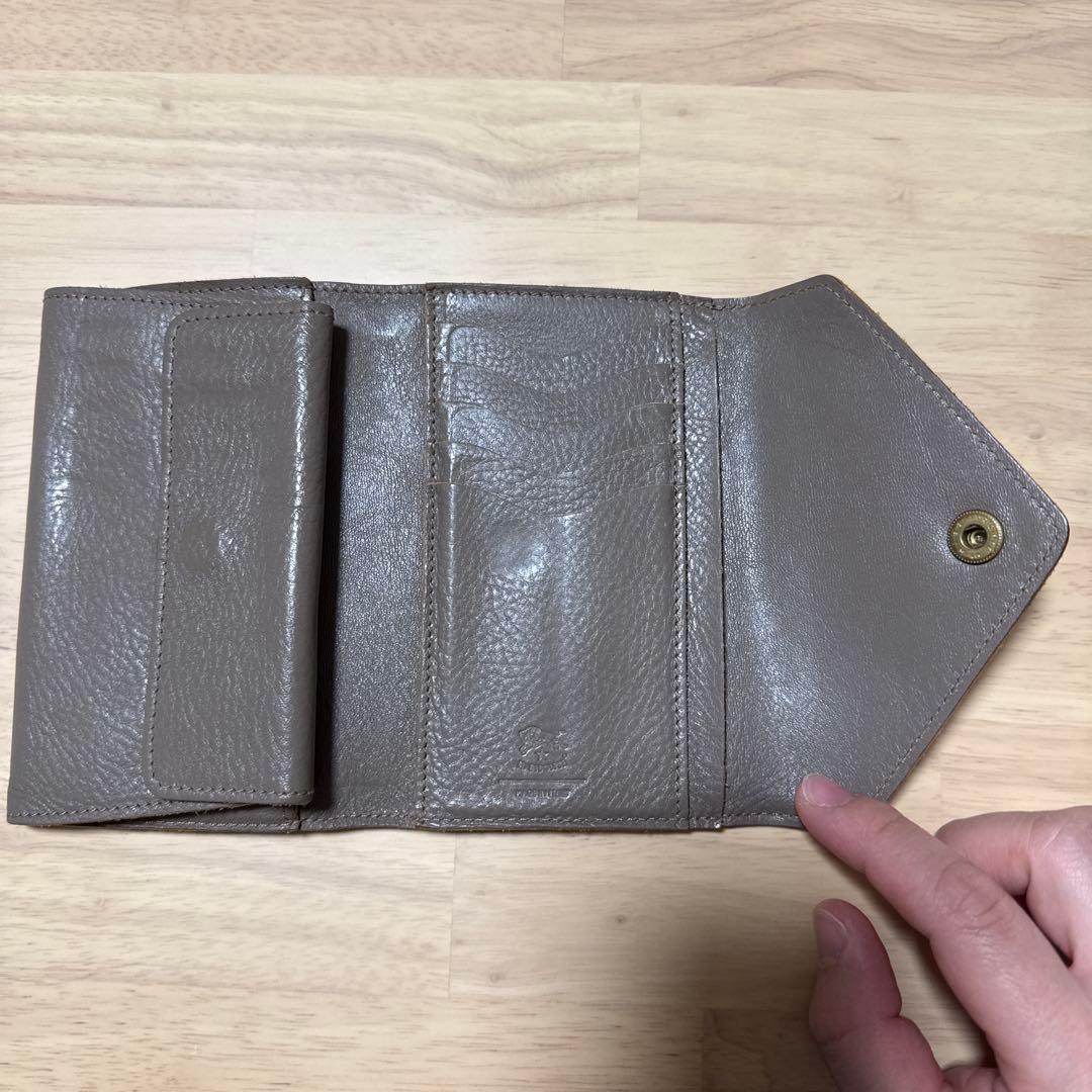IL BISONTE グレー 二つ折り財布 - メルカリ