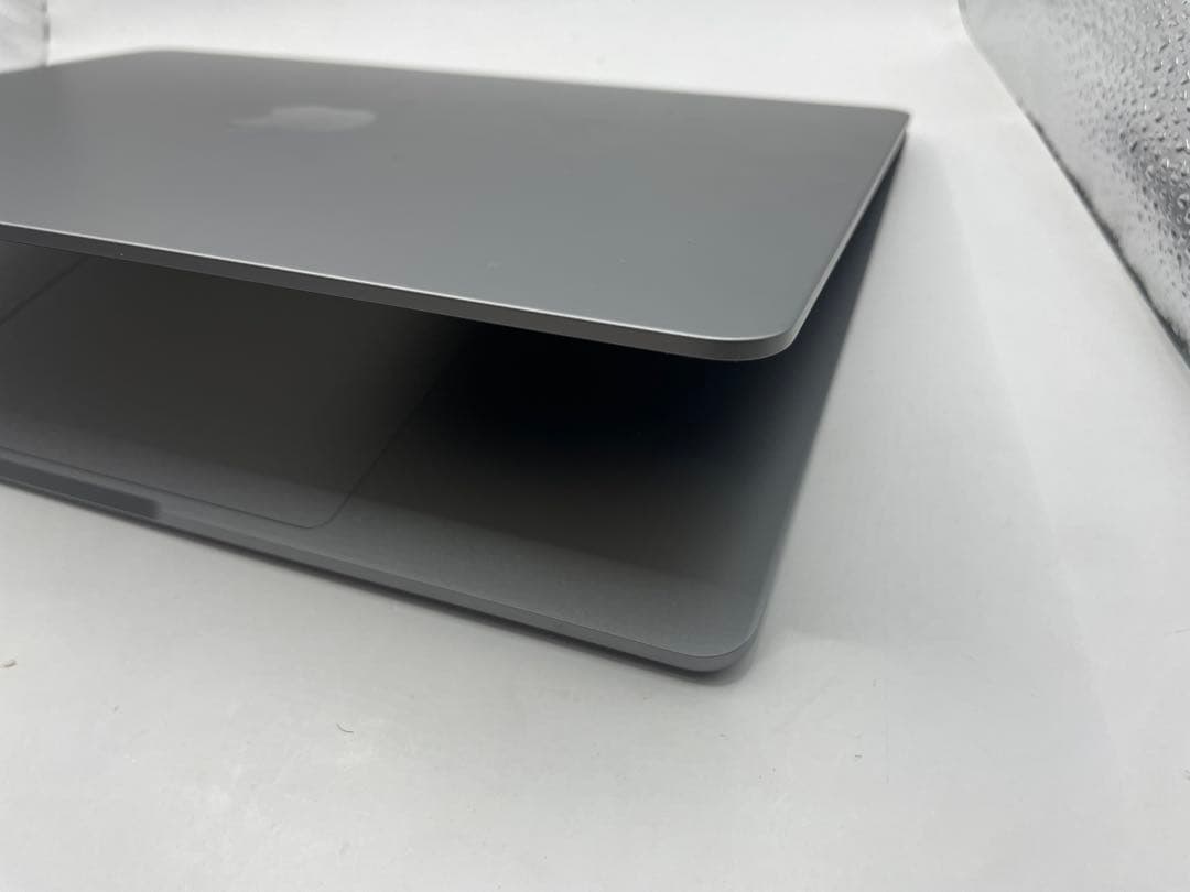 【極美品】 Apple MacBookAir M3 2024 8GB 256GB