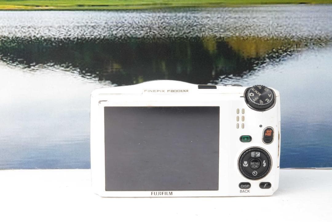 FUJIFILM 富士フィルム FinePix F800EXR