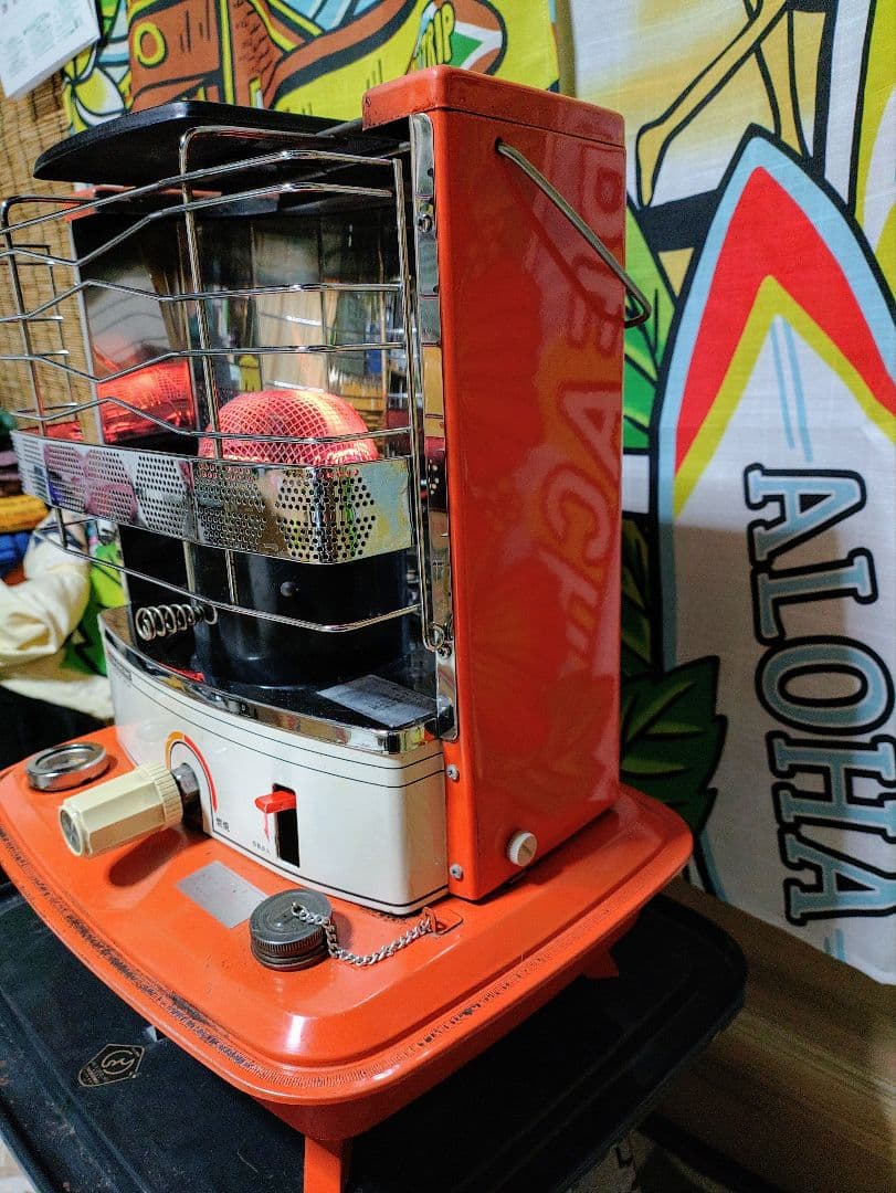 レトロ石油ストーブ 富士電機石油ストーブOSH2104形 小型石油ストーブ