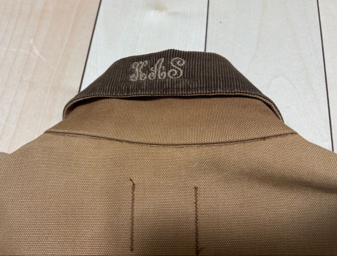 Carhartt 短丈ワークジャケット コーデュロイ襟・袖 企業ロゴ - メルカリ