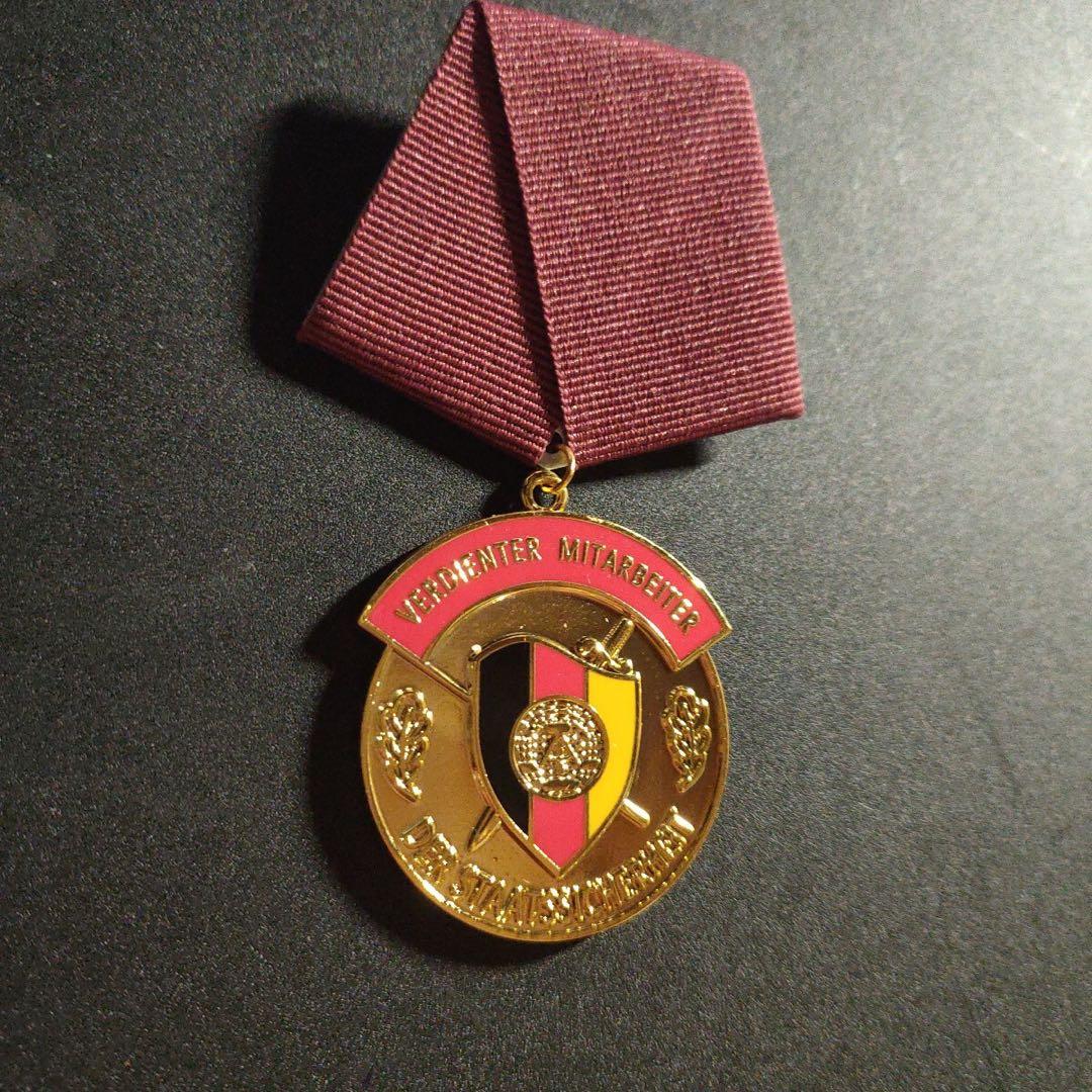 レア 東ドイツ DDR 国家保安省（STASI）功労章／ケース付／勲章 レア 東ドイツ DDR 国家保安省（STASI）功労章／ケース付／勲章 レア