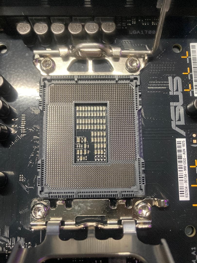 マザーボード ASUS TUF GAMING B760M-PLUS WIFI D4 DDR4