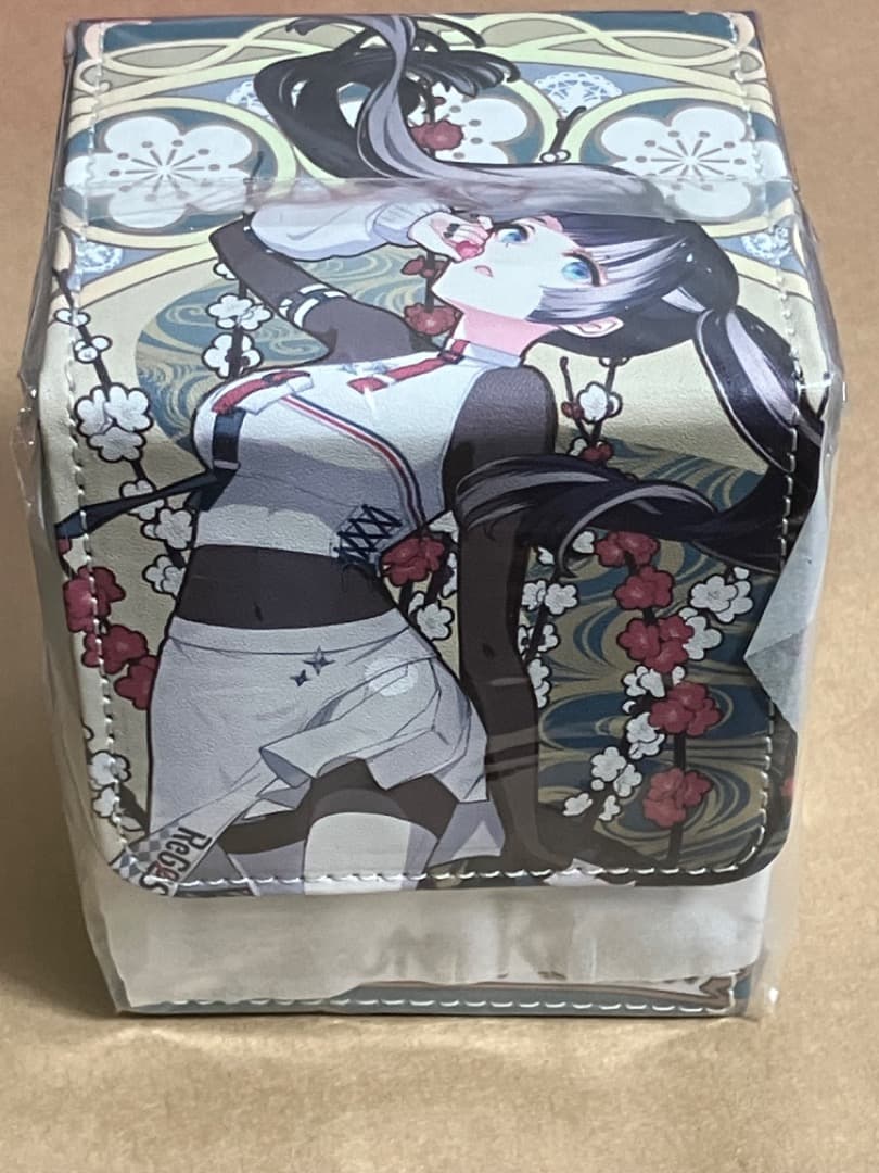 混沌の女神様 ホロライブ 合皮デッキケース ミュシャ風 らでん - メルカリ