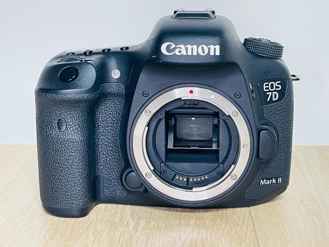 ★美品級★ キャノン Canon EOS 7D Mark II