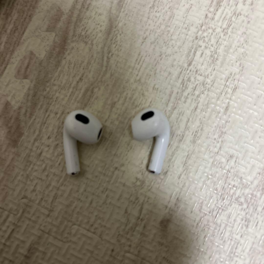 AirPods 第三世代