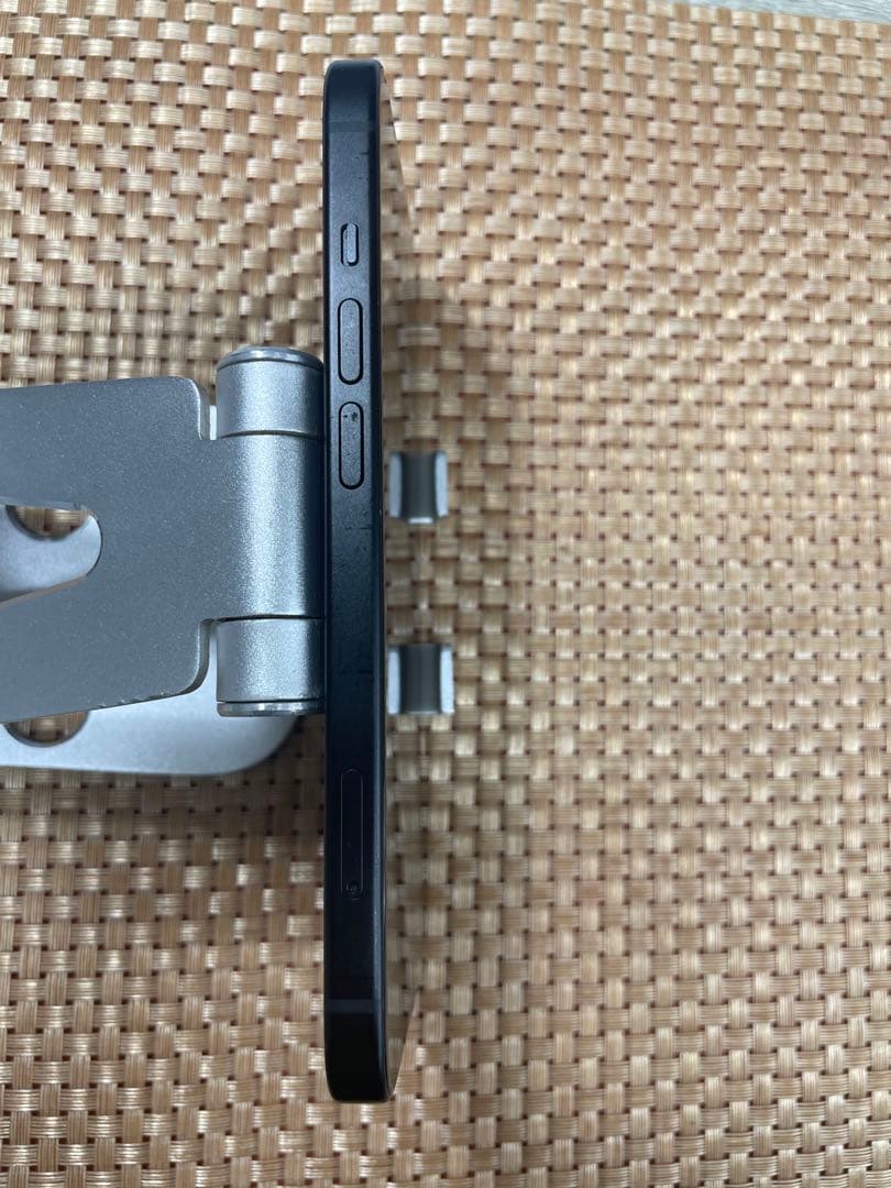 iPhone 15 128 GB ブラックSIMフリー【4595】