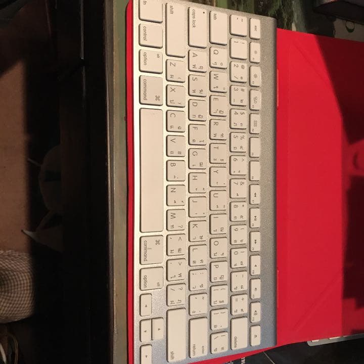 EI AQ様専用】タイ語 Apple Keyboard ワイヤレスキーボード - メルカリ