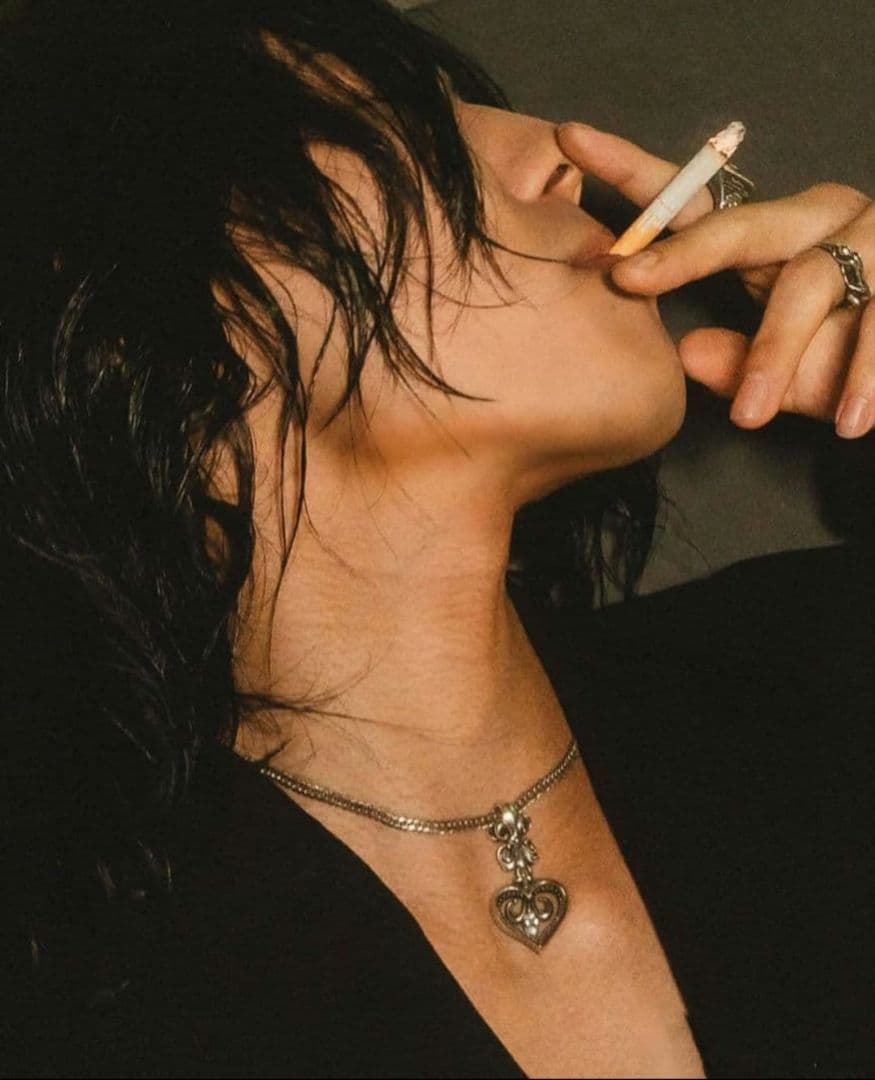 シルバー925 フルール・ド・リス ハート型ネックレス たくむ着用