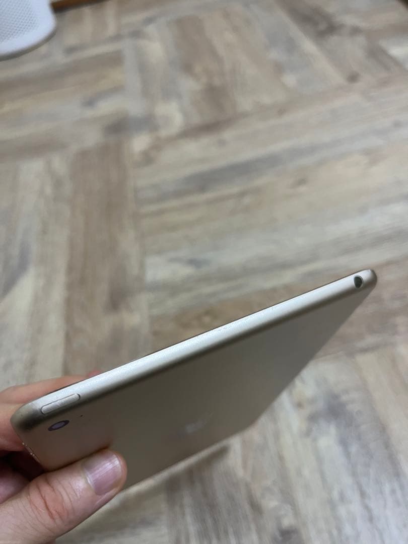 iPad mini 4 (第4世代) Wi-Fi 64GB シャンパンゴールド