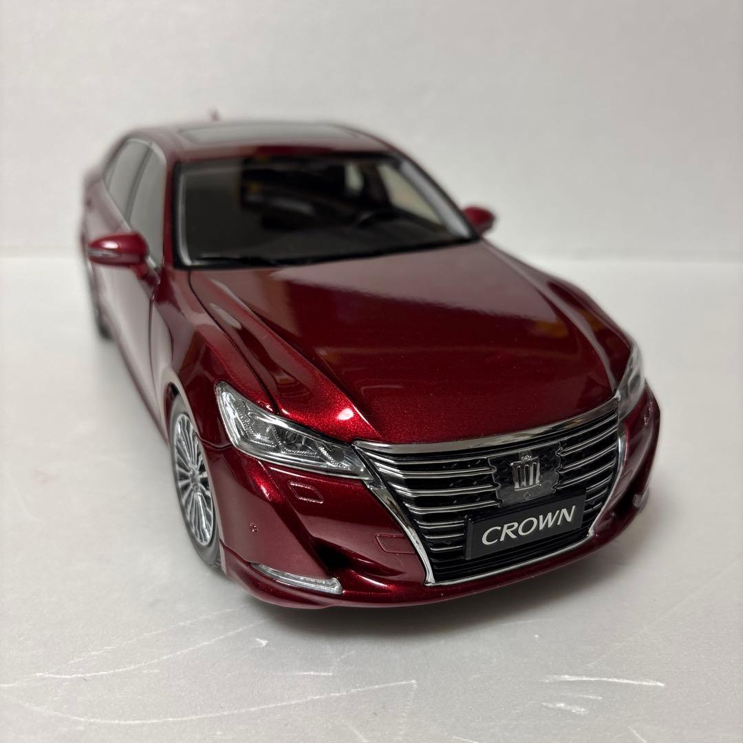 CROWN ワインレッド セダンモデル 新型車も多数！トヨタ クラウン レッド（赤） 中古車情報｜中古車一覧